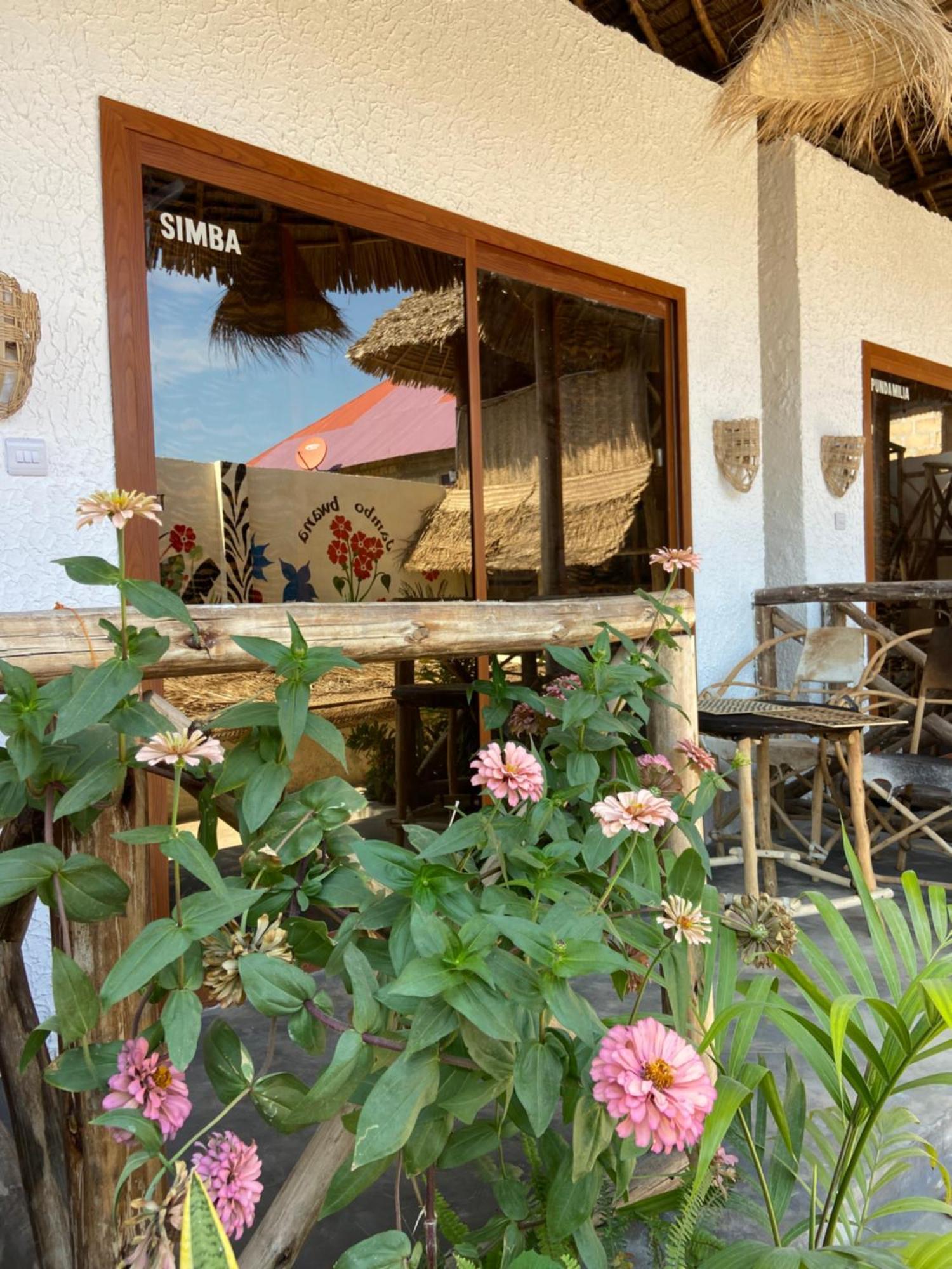 Bougainvillea Zanzibar Bed & Breakfast *